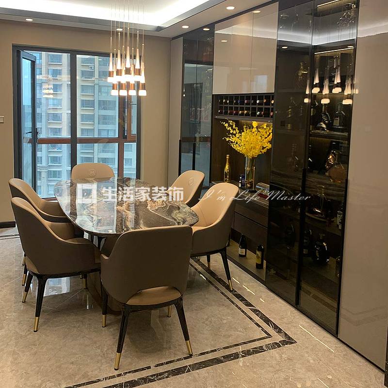 储物柜绿都鉴未来 249m² 现代轻奢风格