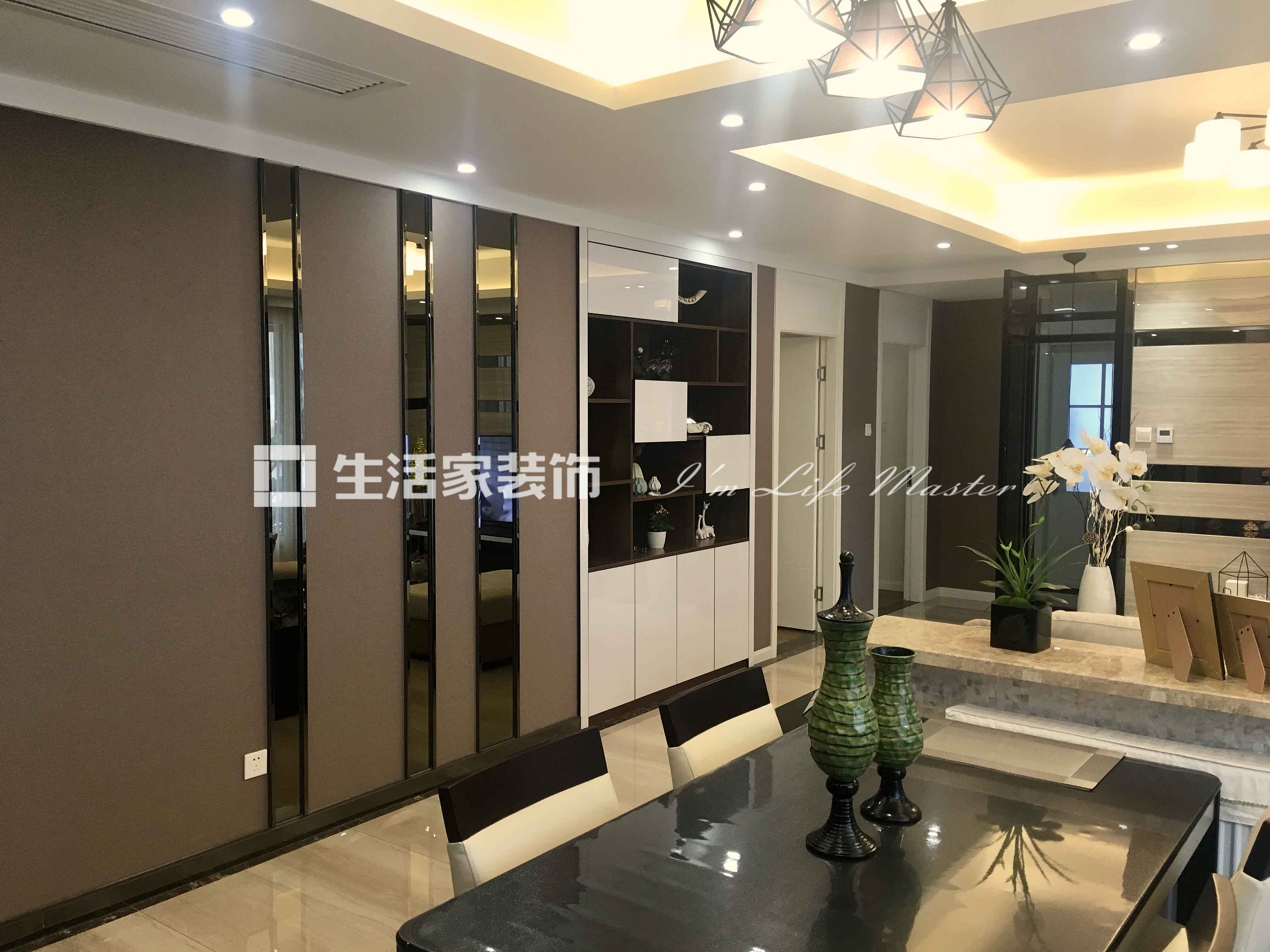 吊顶现代