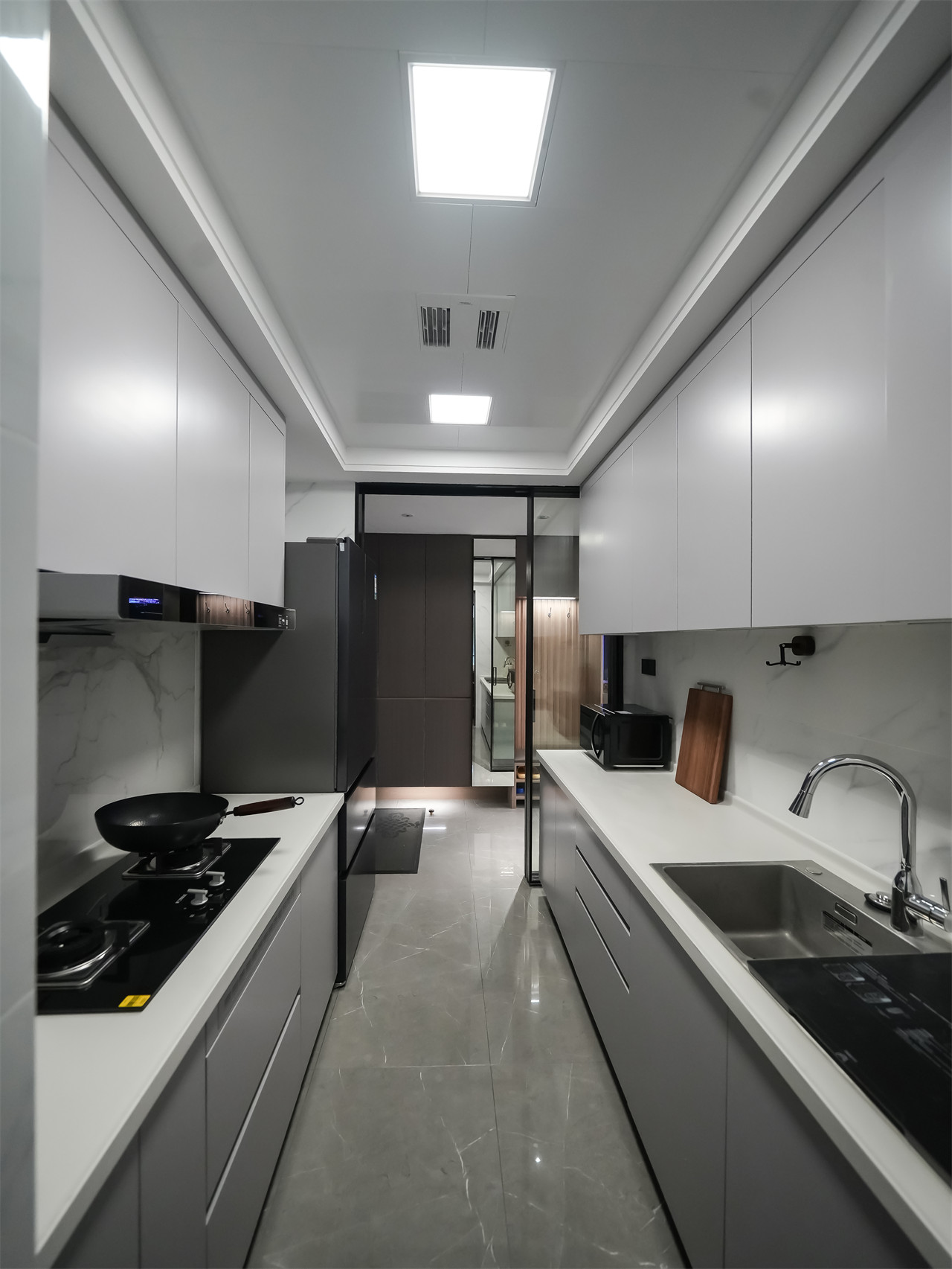 储物柜中海汇德里 108㎡ 现代风