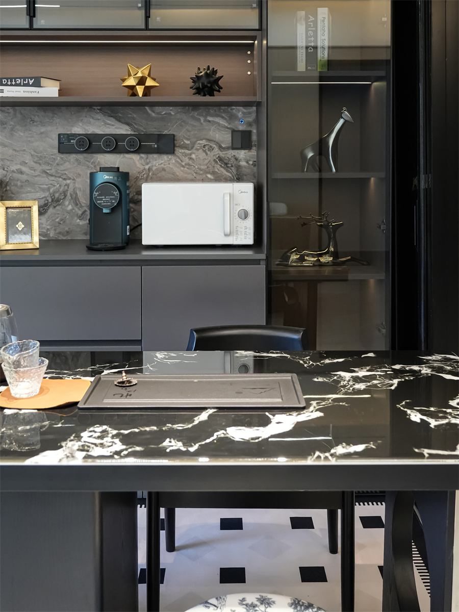 储物柜金地十一峯 151㎡ 意式轻奢