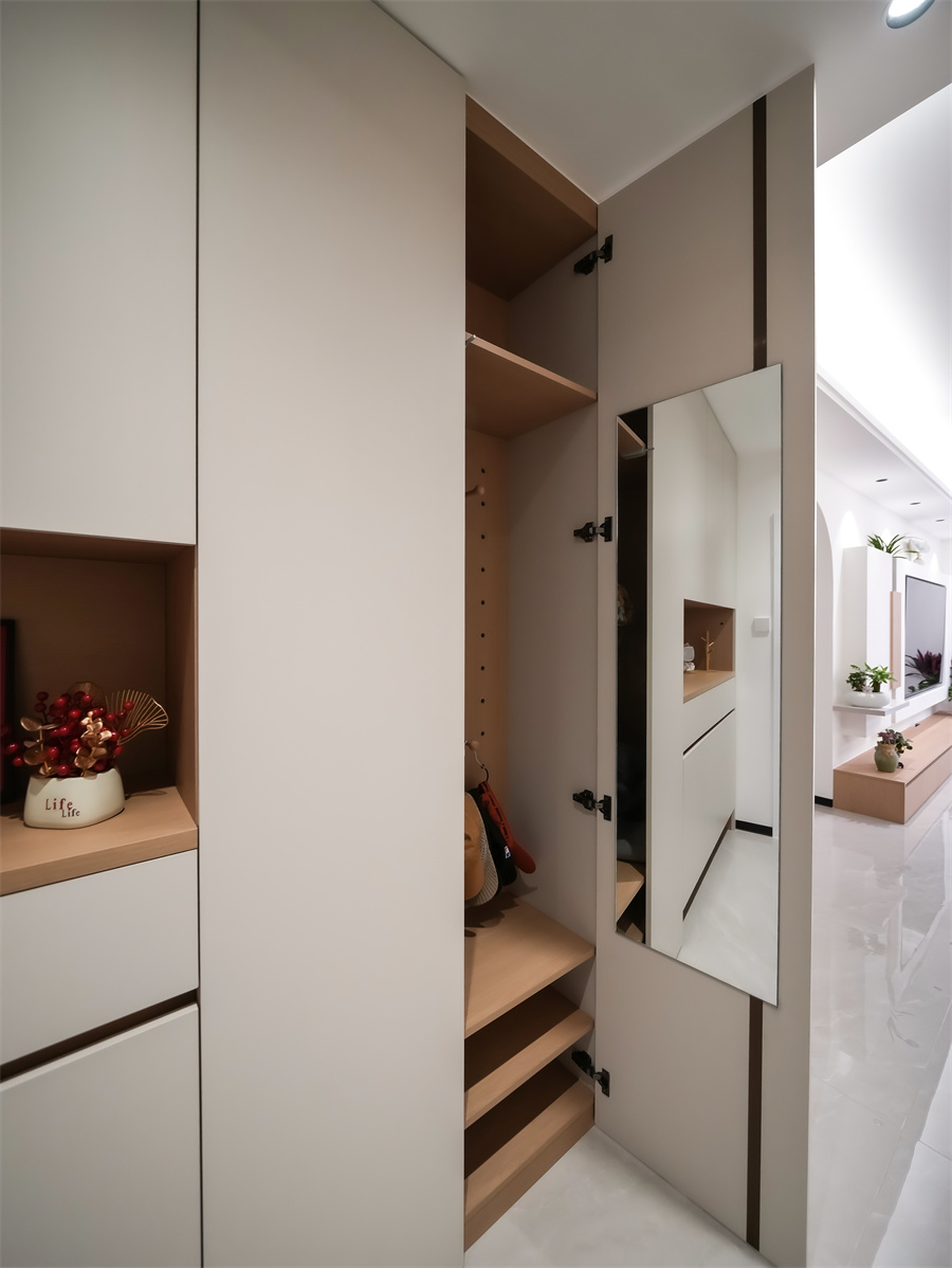 储物柜长水航城 105㎡ 原木奶油风