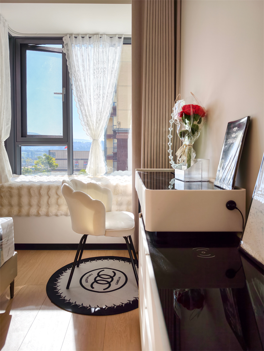 飘窗长水航城 105㎡ 原木奶油风