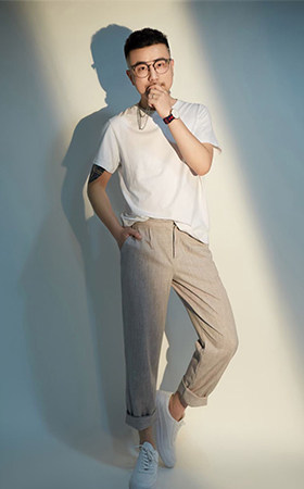 主任设计师-王镝